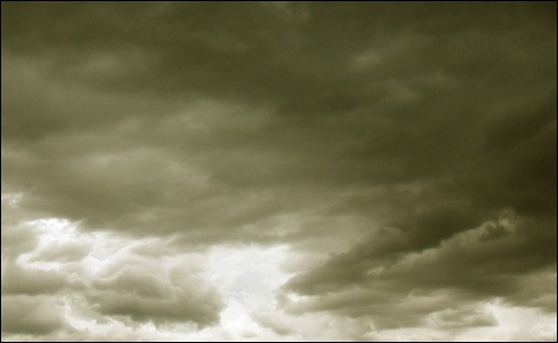 Ciel sombre, photo Jacques Bouchut